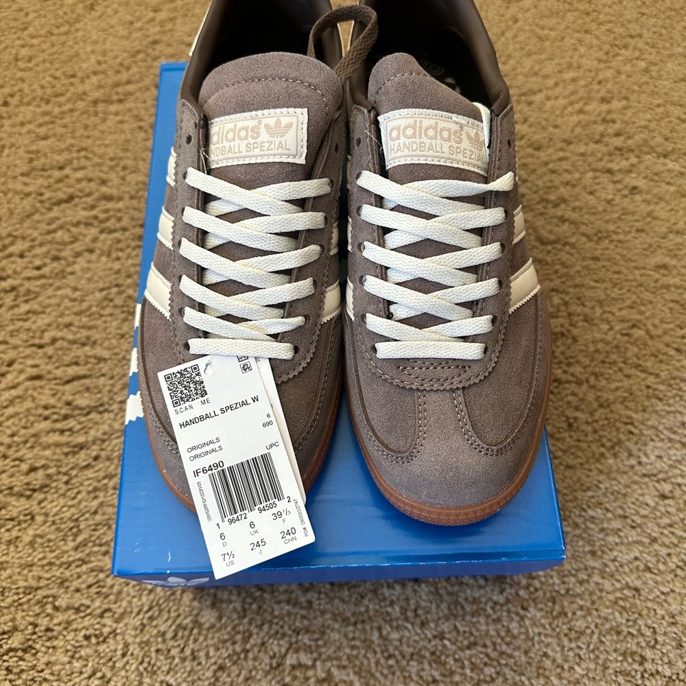 Adidas Handball Spezial Tan Sneakers